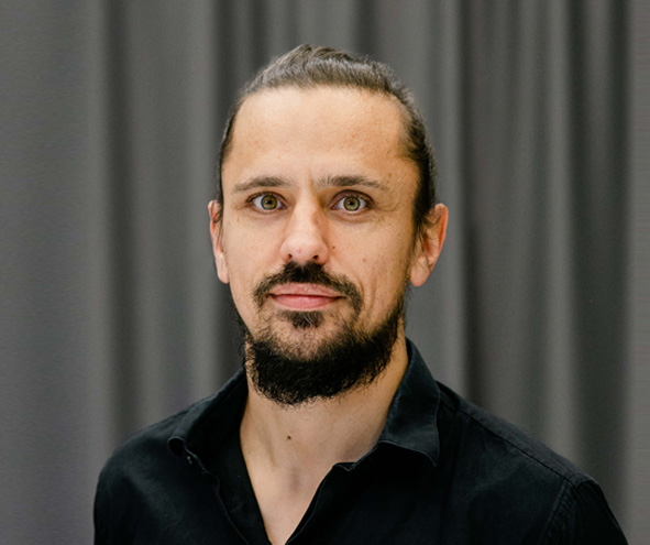 Tomasz Janiak BIM ALLY